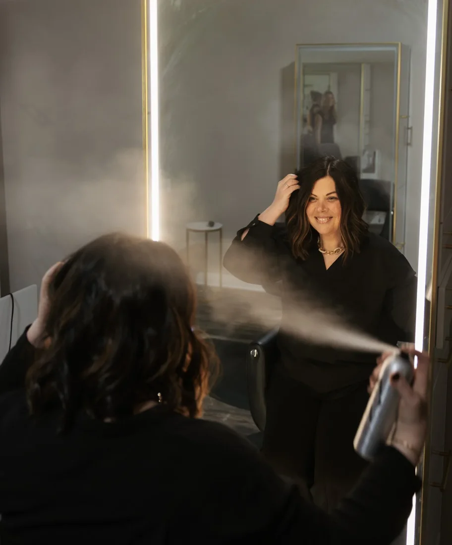 Salon J, business photo 2