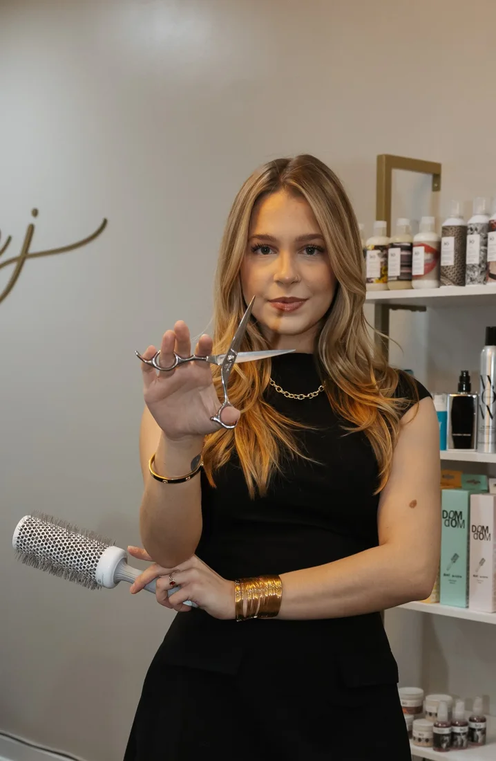 Salon J business photo
